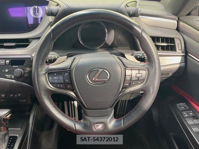 Lexus ES 2019-08 4044513-11