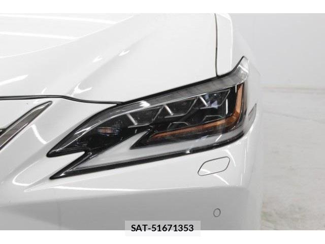 Lexus ES 2020-03 4110192-15