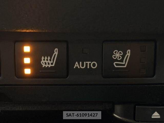 Lexus ES 2019-01 4139841-10