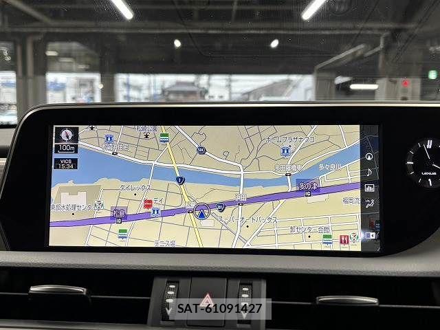 Lexus ES 2019-01 4139841-2