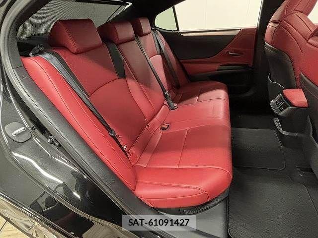 Lexus ES 2019-01 4139841-5