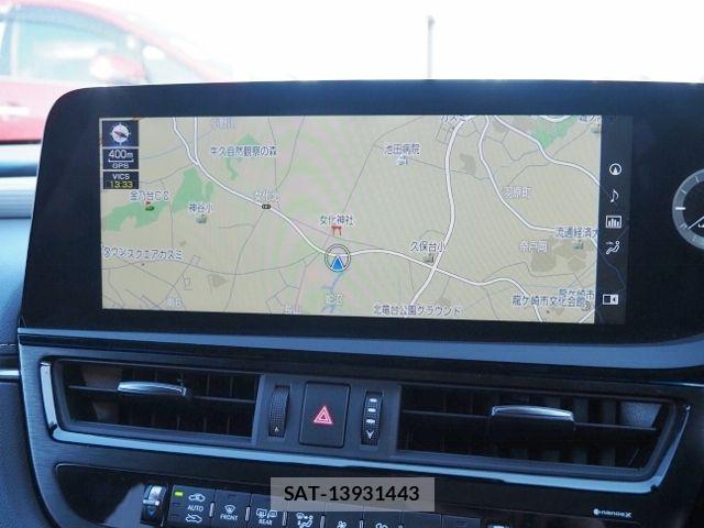 Lexus ES 2022-07 4326133-17