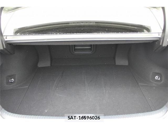 Lexus ES 2019-04 4595354-17