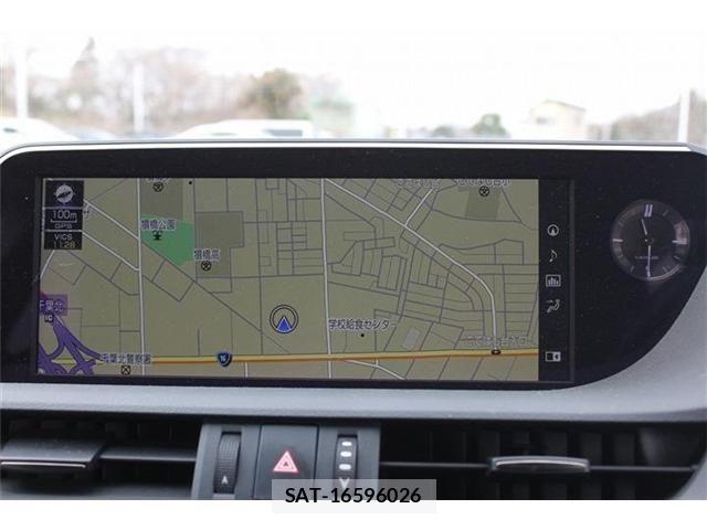 Lexus ES 2019-04 4595354-2