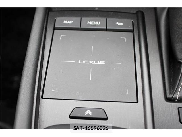 Lexus ES 2019-04 4595354-5
