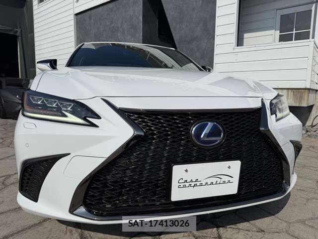 Lexus ES 2019-04 4754982-9