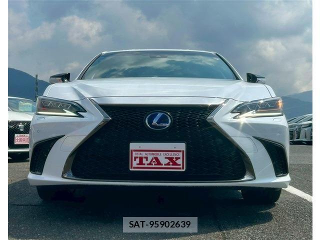 Lexus ES 2021-06 4964008-7