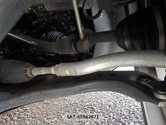 Lexus ES 2019-03 5870792-22