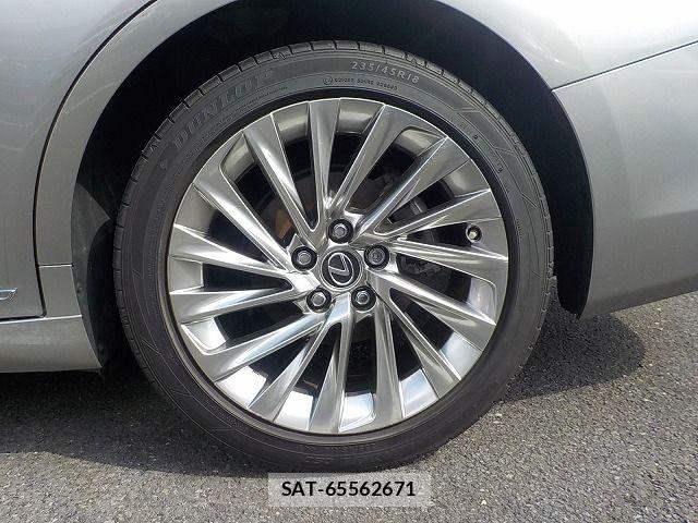 Lexus ES 2019-03 5870792-24