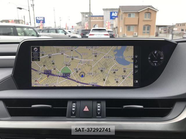 Lexus ES 2019-03 5870791-18