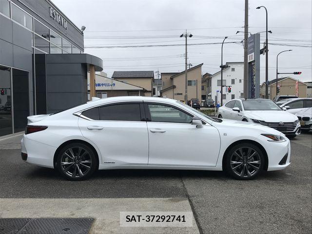 Lexus ES 2019-03 5870791-5