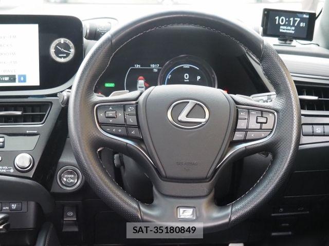 Lexus ES 2023-02 5870789-16
