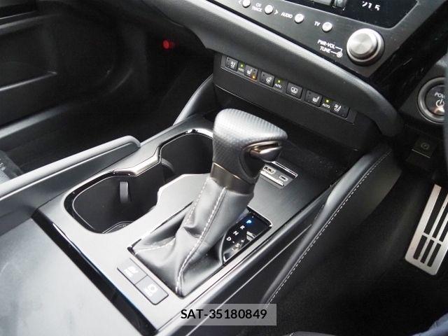 Lexus ES 2023-02 5870789-24