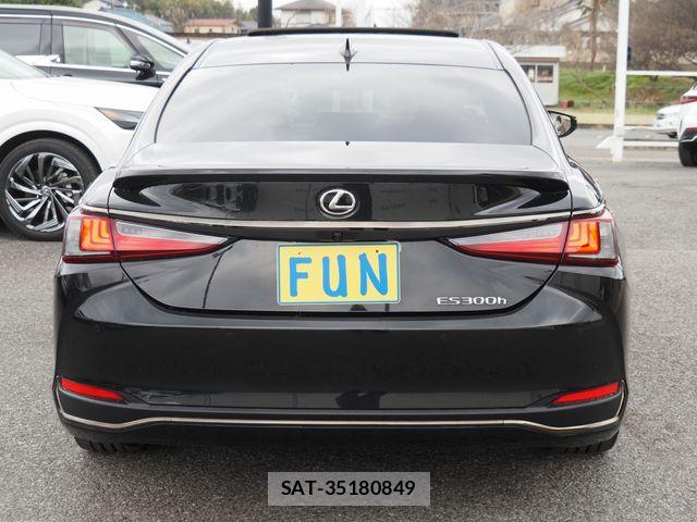 Lexus ES 2023-02 5870789-6