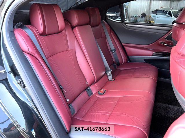 Lexus ES 2023-07 6003098-14