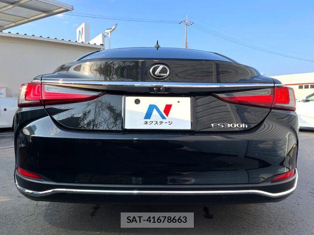Lexus ES 2023-07 6003098-18