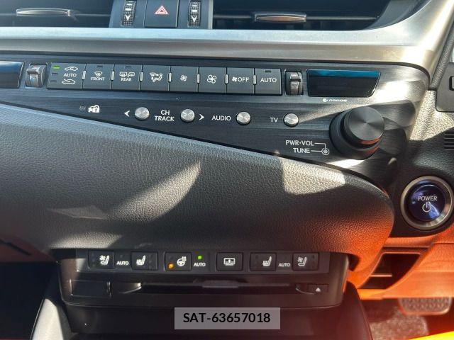Lexus ES 2019-12 6003107-17