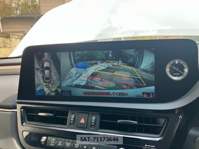 Lexus ES 2021-10 6304950-25