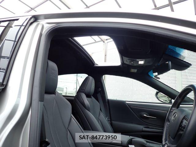 Lexus ES 2019-09 6499414-15