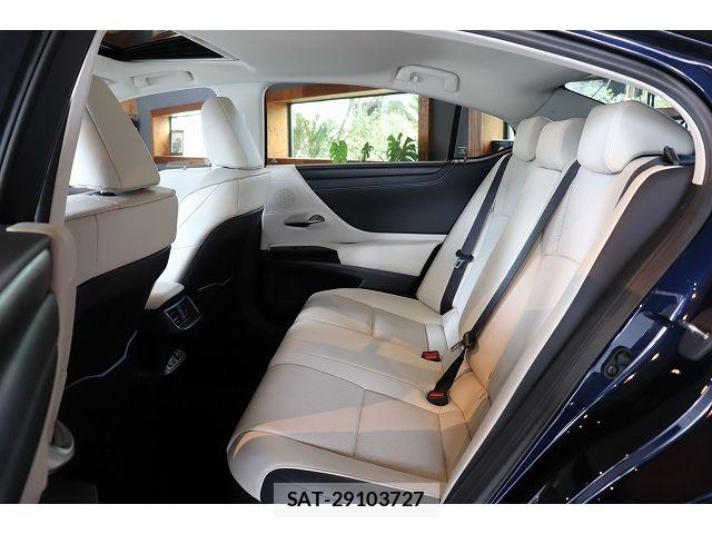 Lexus ES 2025-02 6499415-17