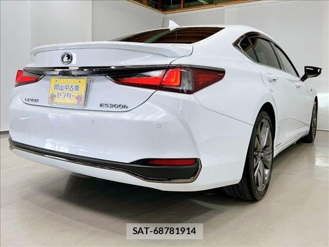 Lexus ES 2019-12 6526499-18