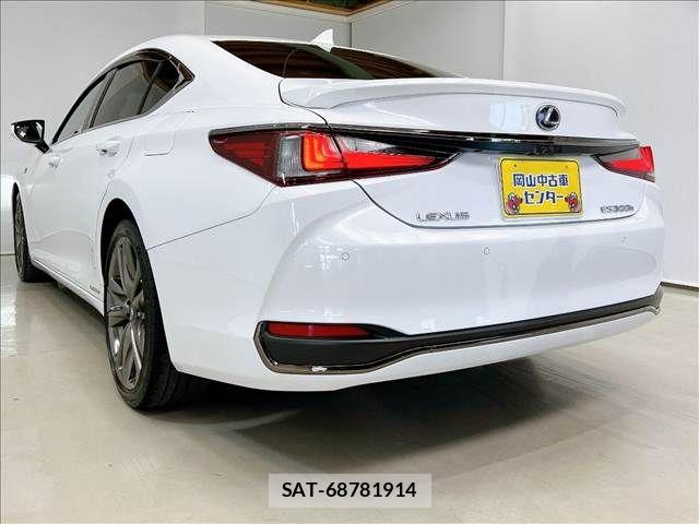 Lexus ES 2019-12 6526499-19