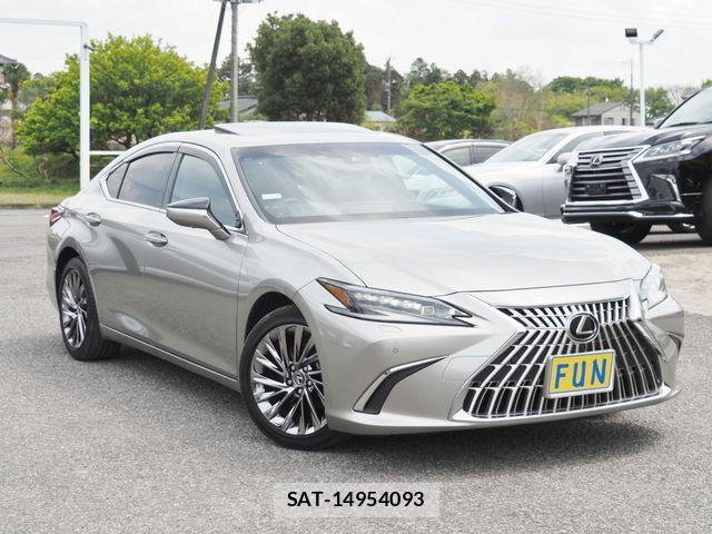 Lexus ES 2024-07 6526493-2