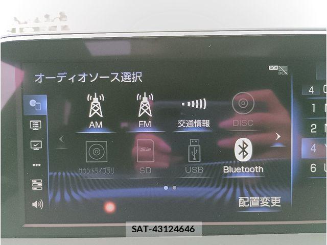 Lexus ES 2019-02 6612780-16