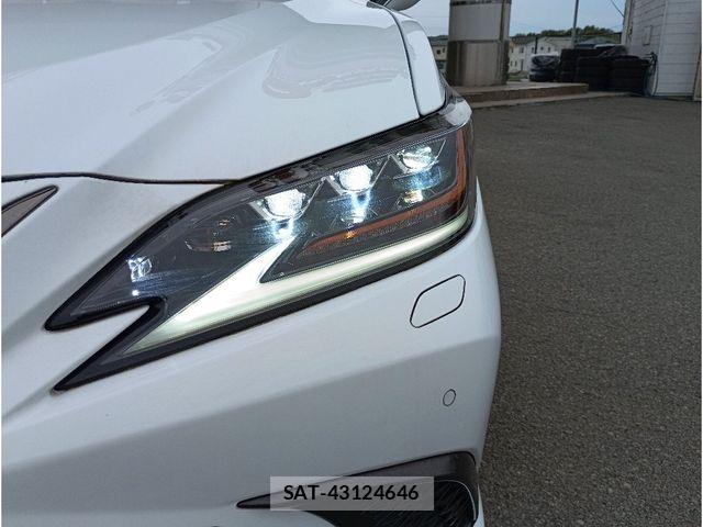 Lexus ES 2019-02 6612780-17