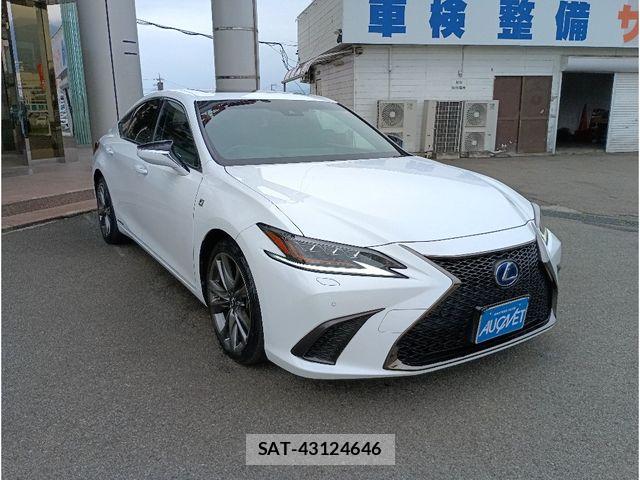 Lexus ES 2019-02 6612780-1