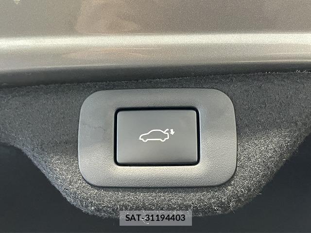 Lexus ES 2019-08 6612776-22