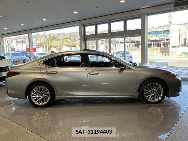 Lexus ES 2019-08 6612776-5