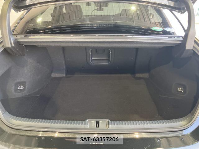 Lexus ES 2019-08 6612778-17