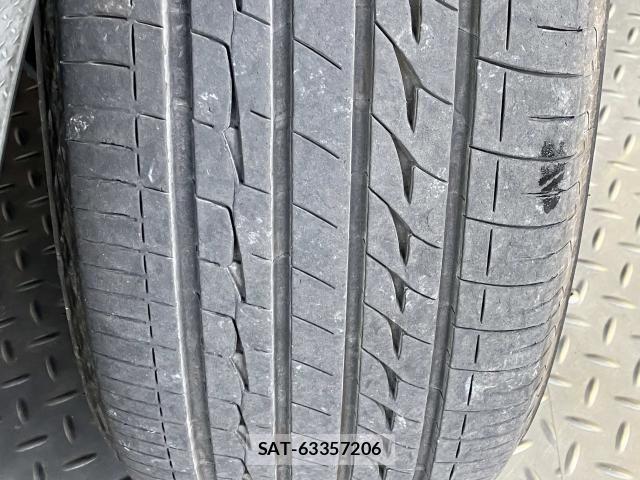 Lexus ES 2019-08 6612778-19
