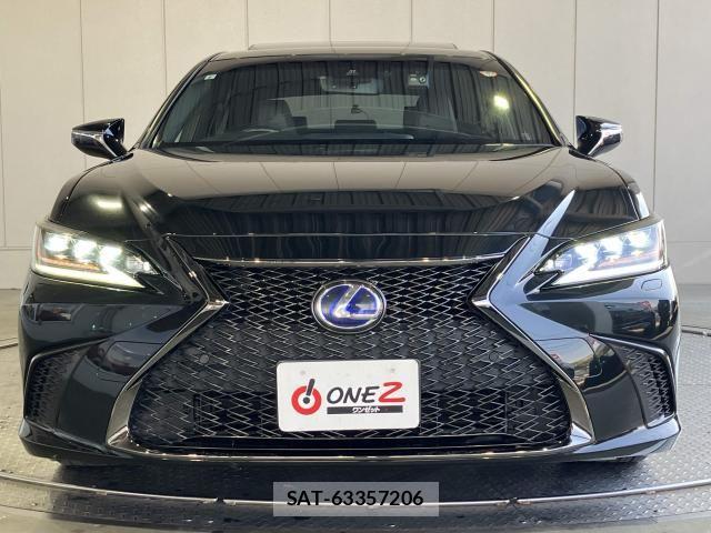 Lexus ES 2019-08 6612778-21