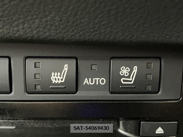Lexus ES 2019-09 6612772-4