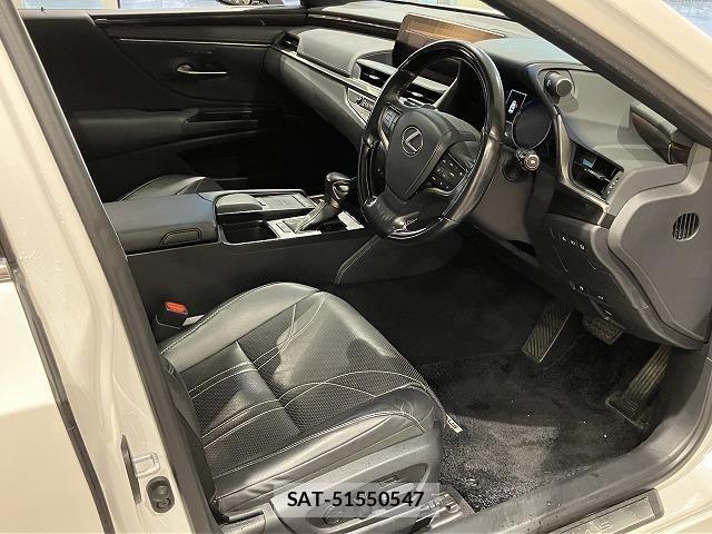 Lexus ES 2019-09 6612775-9