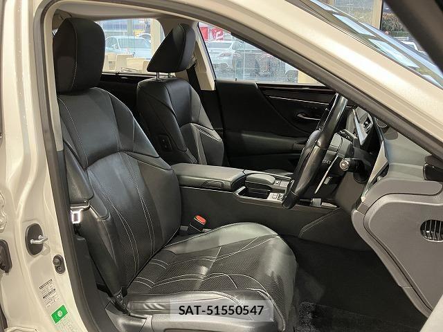 Lexus ES 2019-09 6612775-10