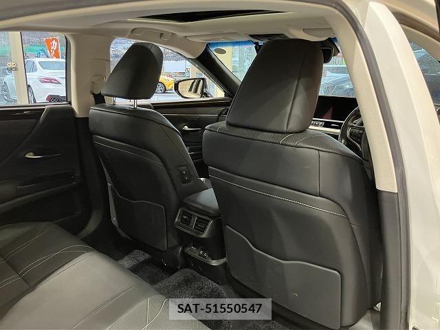 Lexus ES 2019-09 6612775-13