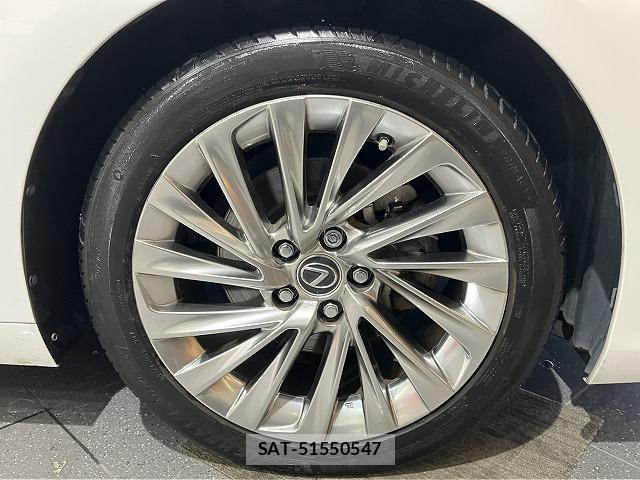 Lexus ES 2019-09 6612775-5