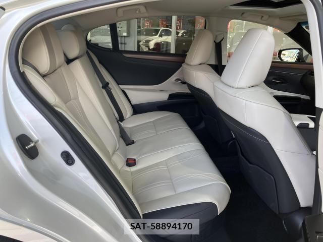 Lexus ES 2022-12 6612769-15