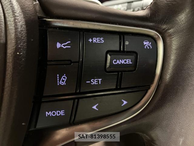 Lexus ES 2020-11 6612774-13