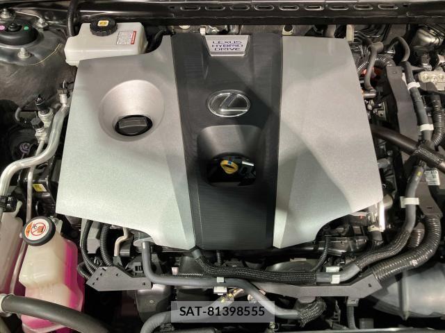 Lexus ES 2020-11 6612774-17