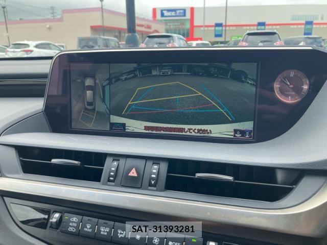 Lexus ES 2020-06 6641812-23