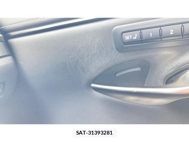 Lexus ES 2020-06 6641812-27