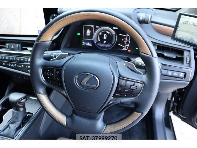 Lexus ES 2023-11 6641810-12