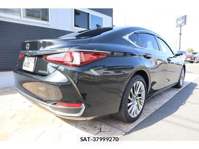Lexus ES 2023-11 6641810-6