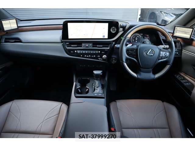 Lexus ES 2023-11 6641810-7