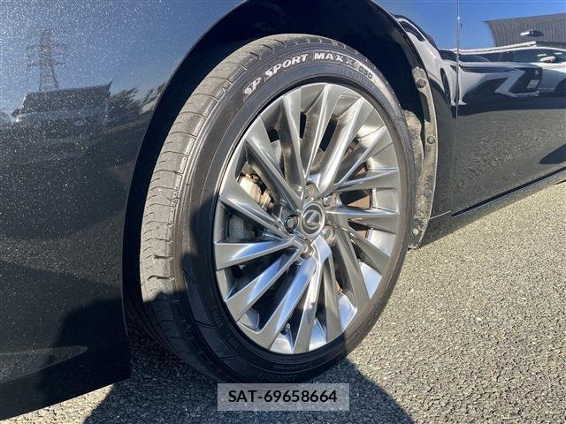 Lexus ES 2023-12 6682723-10