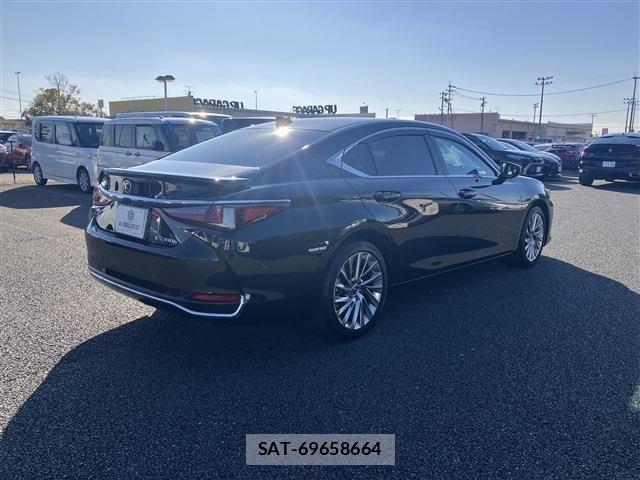 Lexus ES 2023-12 6682723-6